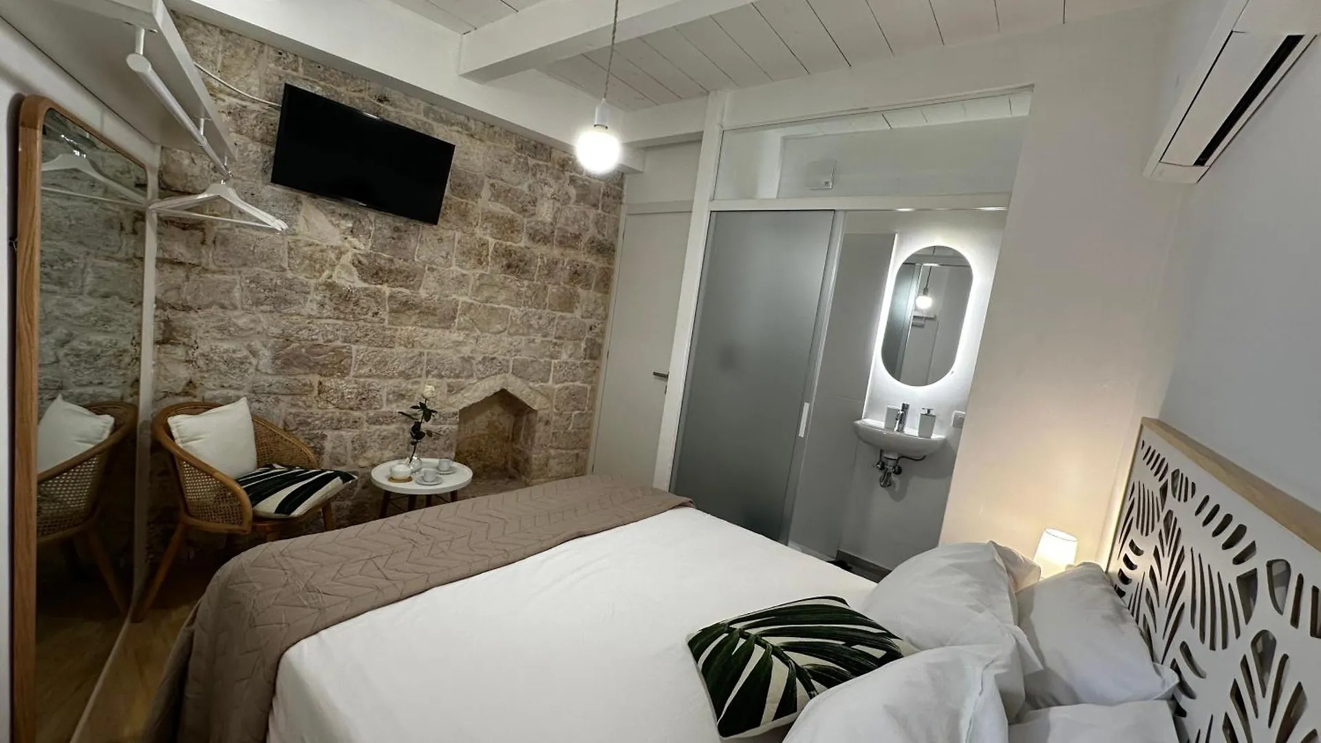 Dimora Storica La Torretta Apartment Bari 0*,
